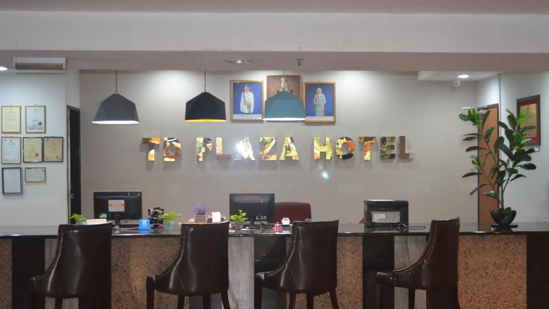 Td Plaza Hotel Кота-Кинабалу
