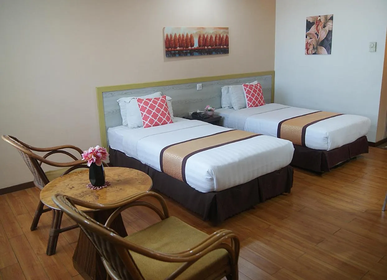 Td Plaza Hotel Кота-Кинабалу 3*,
