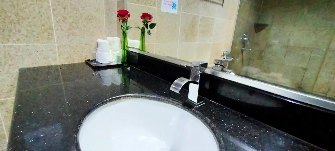 Td Plaza Hotel Кота-Кинабалу